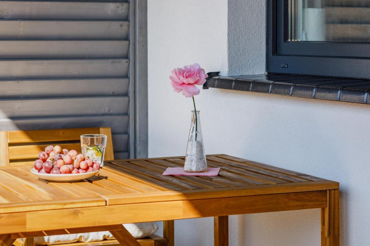 Seaside Escape Pet Friendly Apartments Mielenko By Noclegi Renters Eksteriør billede